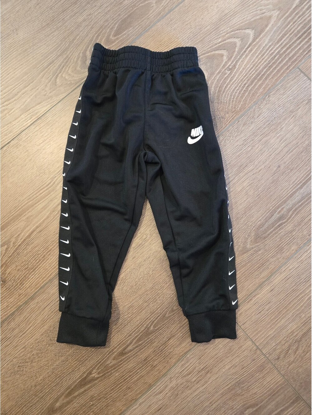 Boys 3T Nike joggers